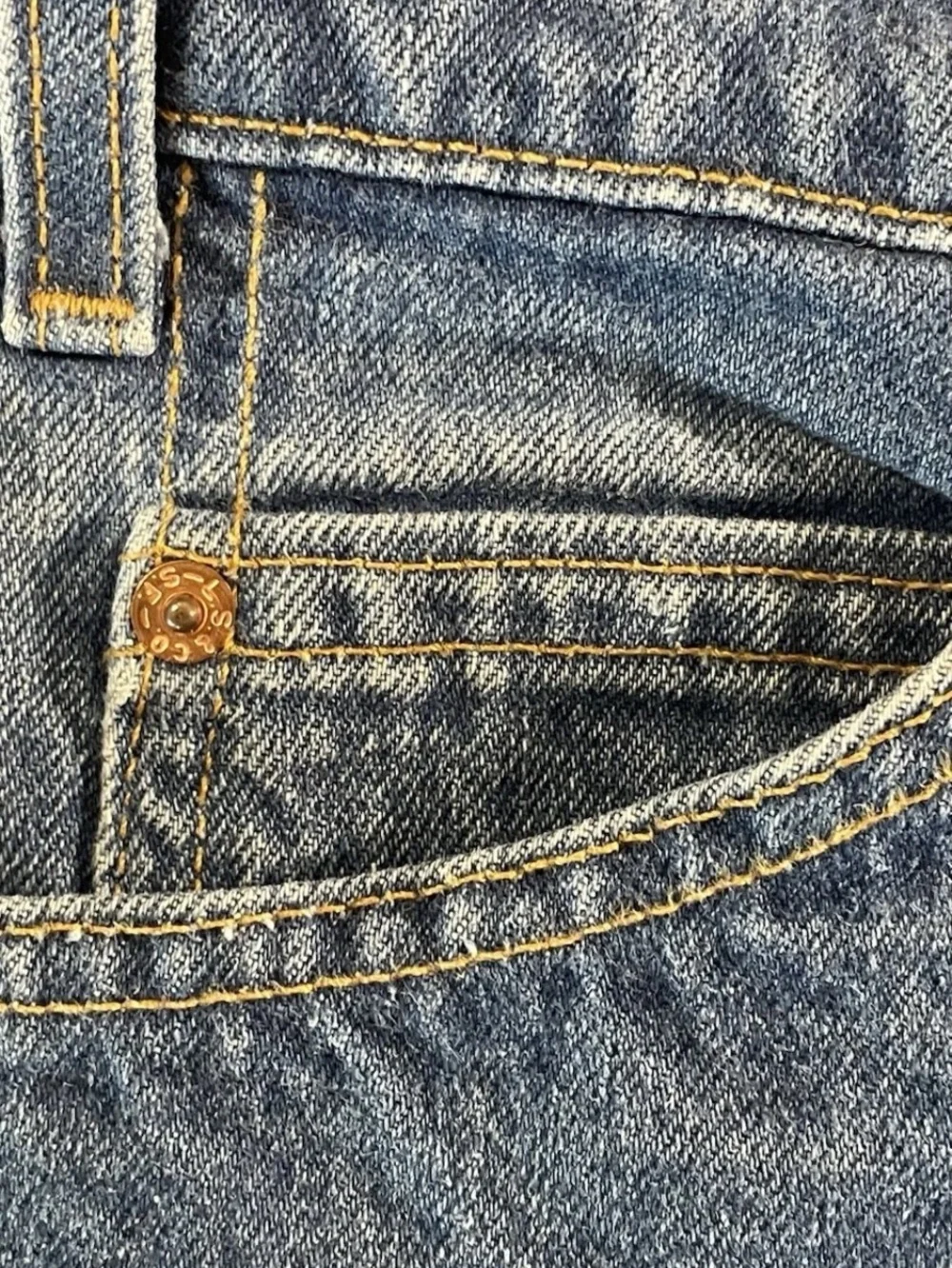 Levi's 90's Orange‎ Tab 505 Jeans Vintage USA Made-Men's 36x30 (fits like 34x26)